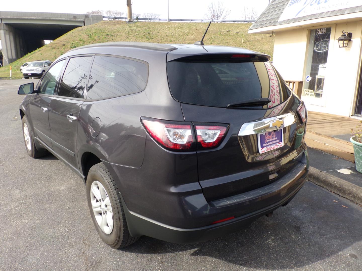 2013 Gray Chevrolet Traverse (1GNKRFEDXDJ) , located at 5700 Curlew Drive, Norfolk, VA, 23502, (757) 455-6330, 36.841885, -76.209412 - Photo#13